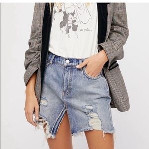 We The Free Nina Distressed Harvest Bell Asymmetrical Hem Jean Mini Skirt NWT 29